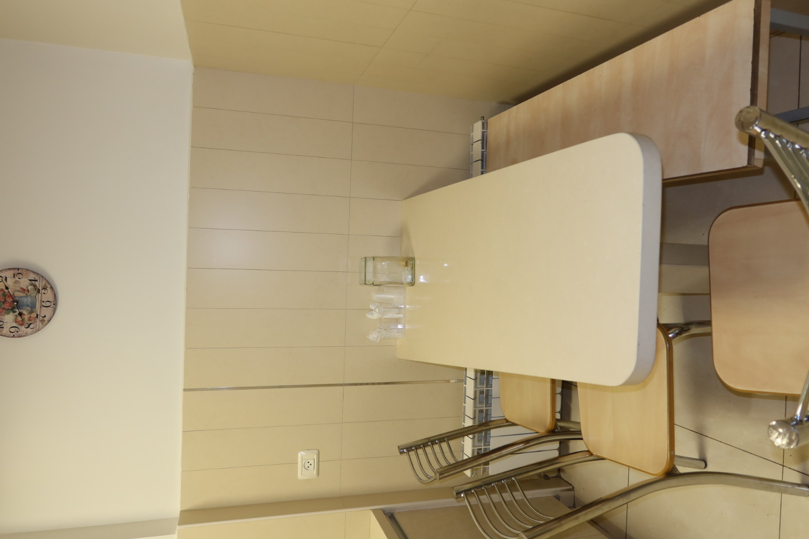 Spacious ground floor 3 bedroom apartment tcheles mordechai  photo 5