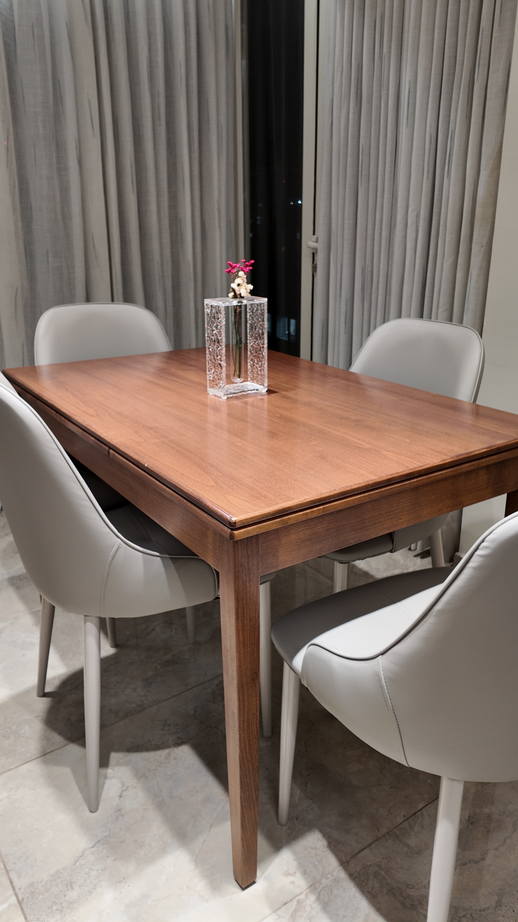 Beautiful 2 Bedroom apartment off of Bar Ilan photo 4