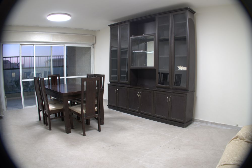 Spacious Newly Renovated 3 BR Apt in Ganei Geulah Avail LT photo 5